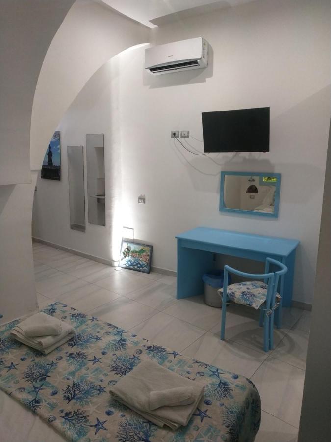 Suite Sul Mare Giardini Naxos Ngoại thất bức ảnh