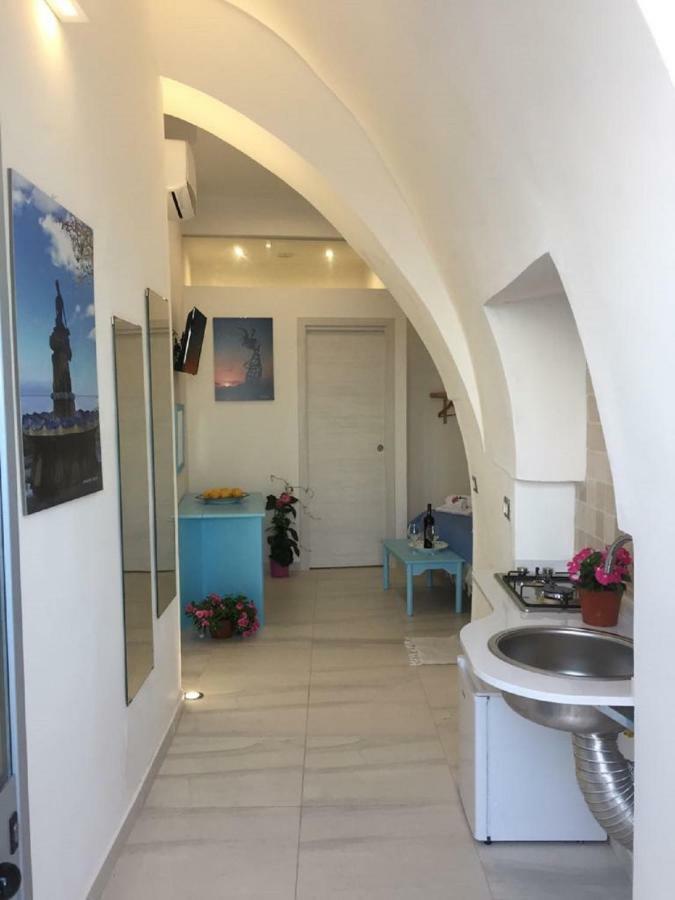 Suite Sul Mare Giardini Naxos Ngoại thất bức ảnh